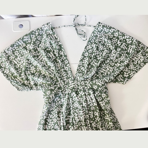 Green & White Floral Mini Dress – Size S - Picture 11 of 13